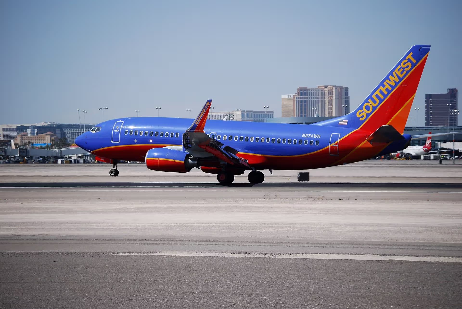 N274WN — Boeing