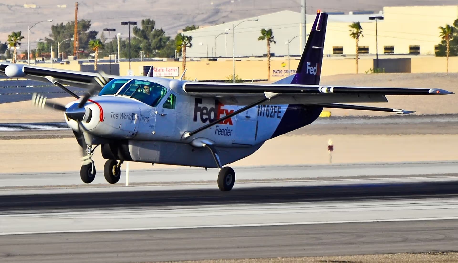 N762FE — Cessna