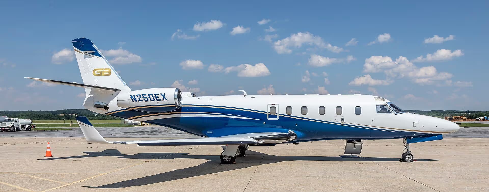 N250EX — Business jet