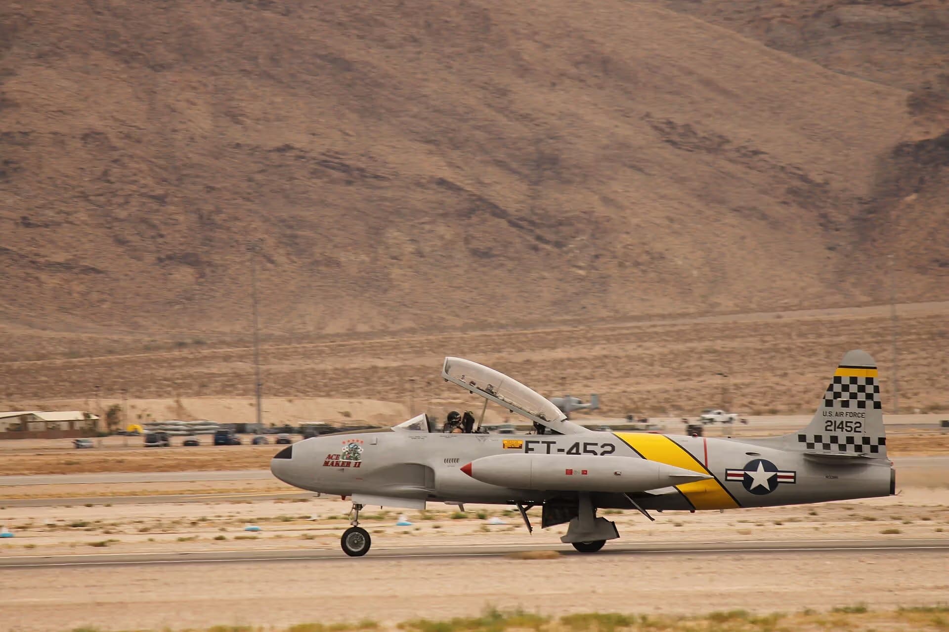 N133HH — Lockheed