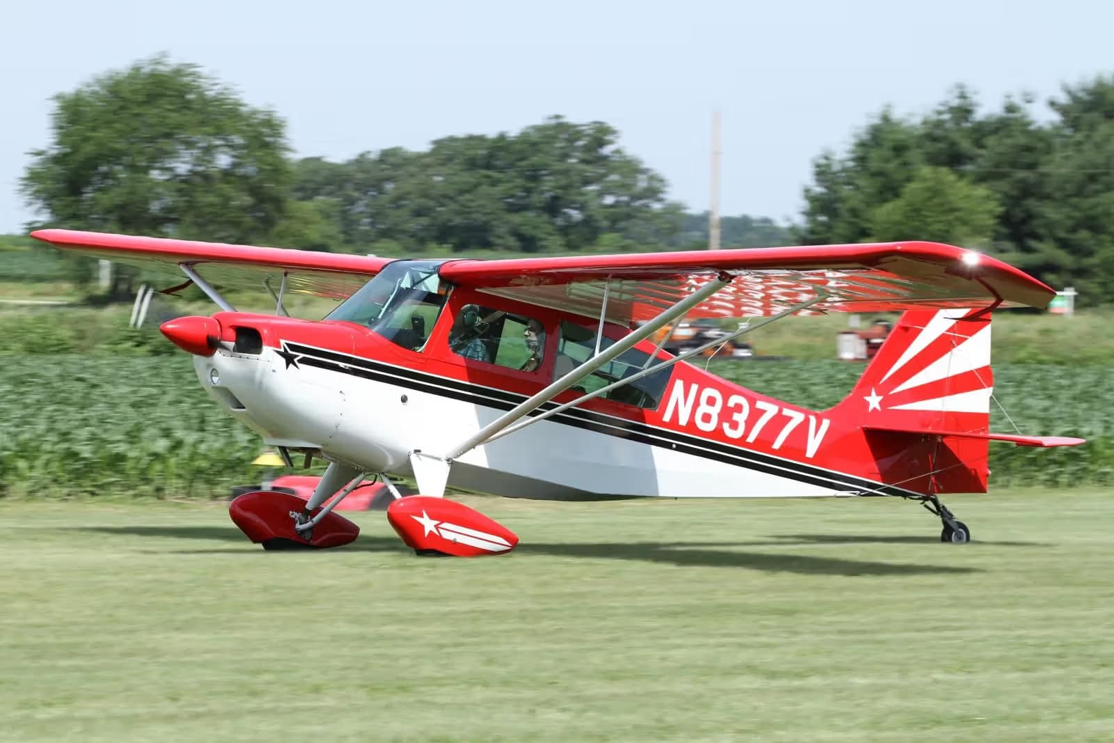 N8377V — Aircraft
