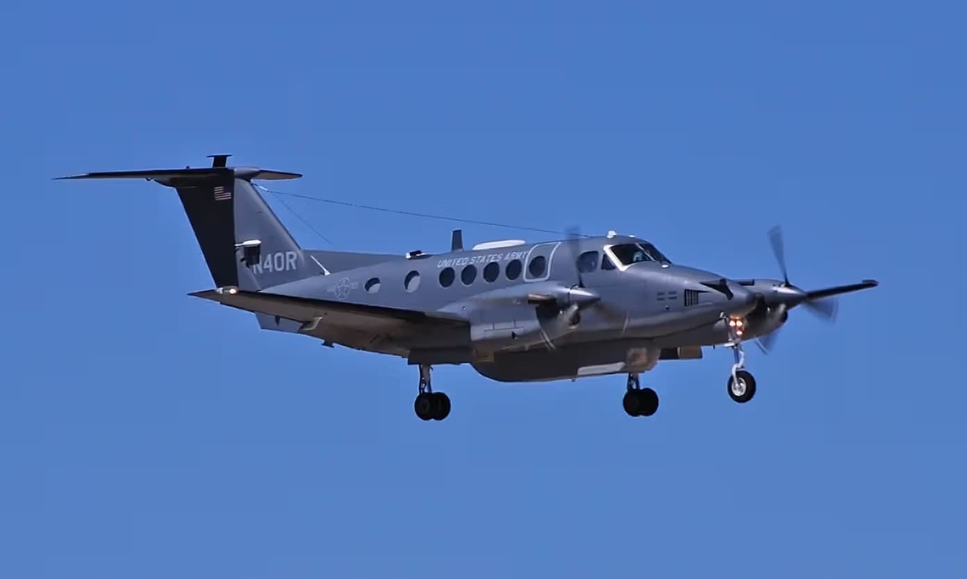 N40R — Beechcraft