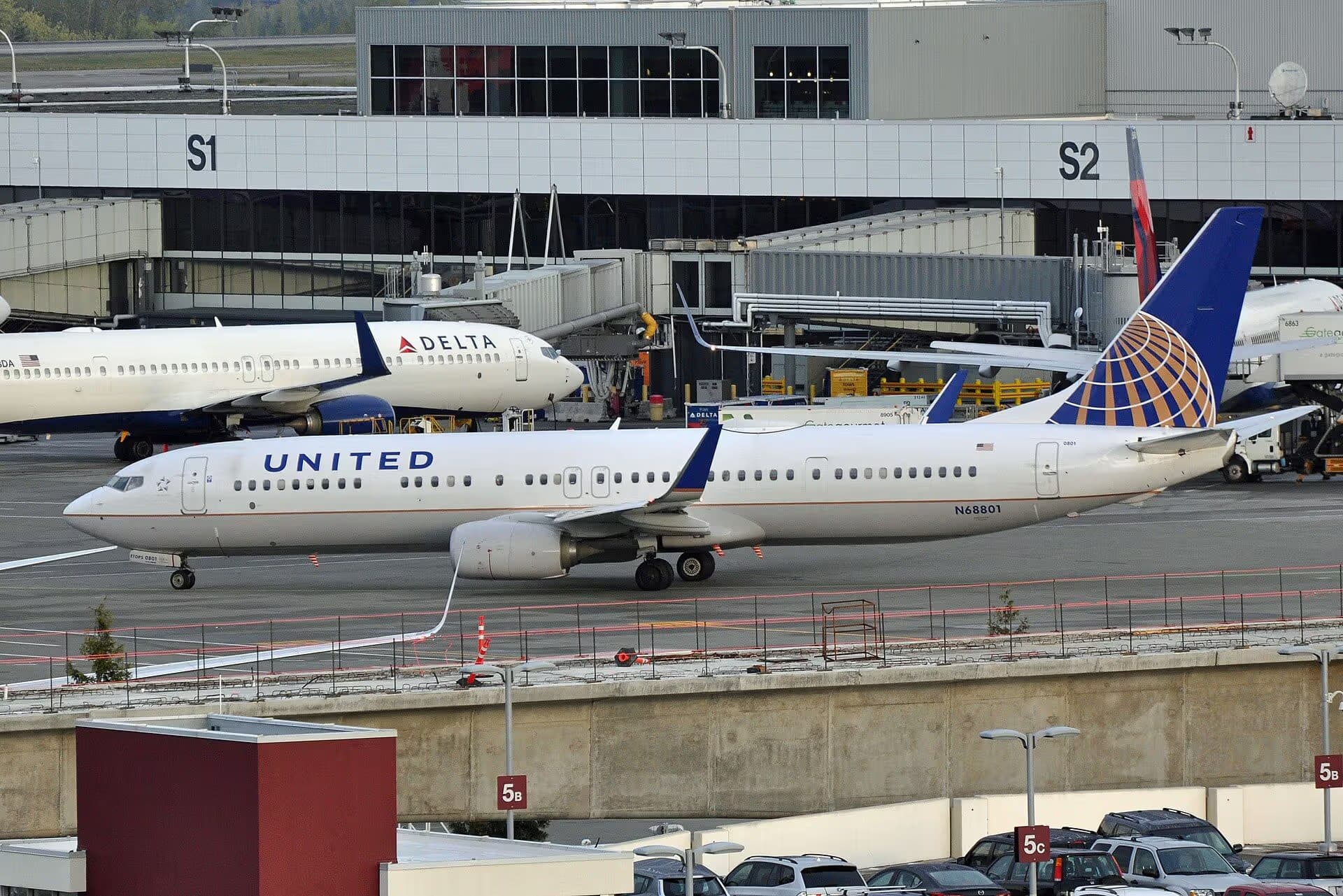 N68801 — Boeing