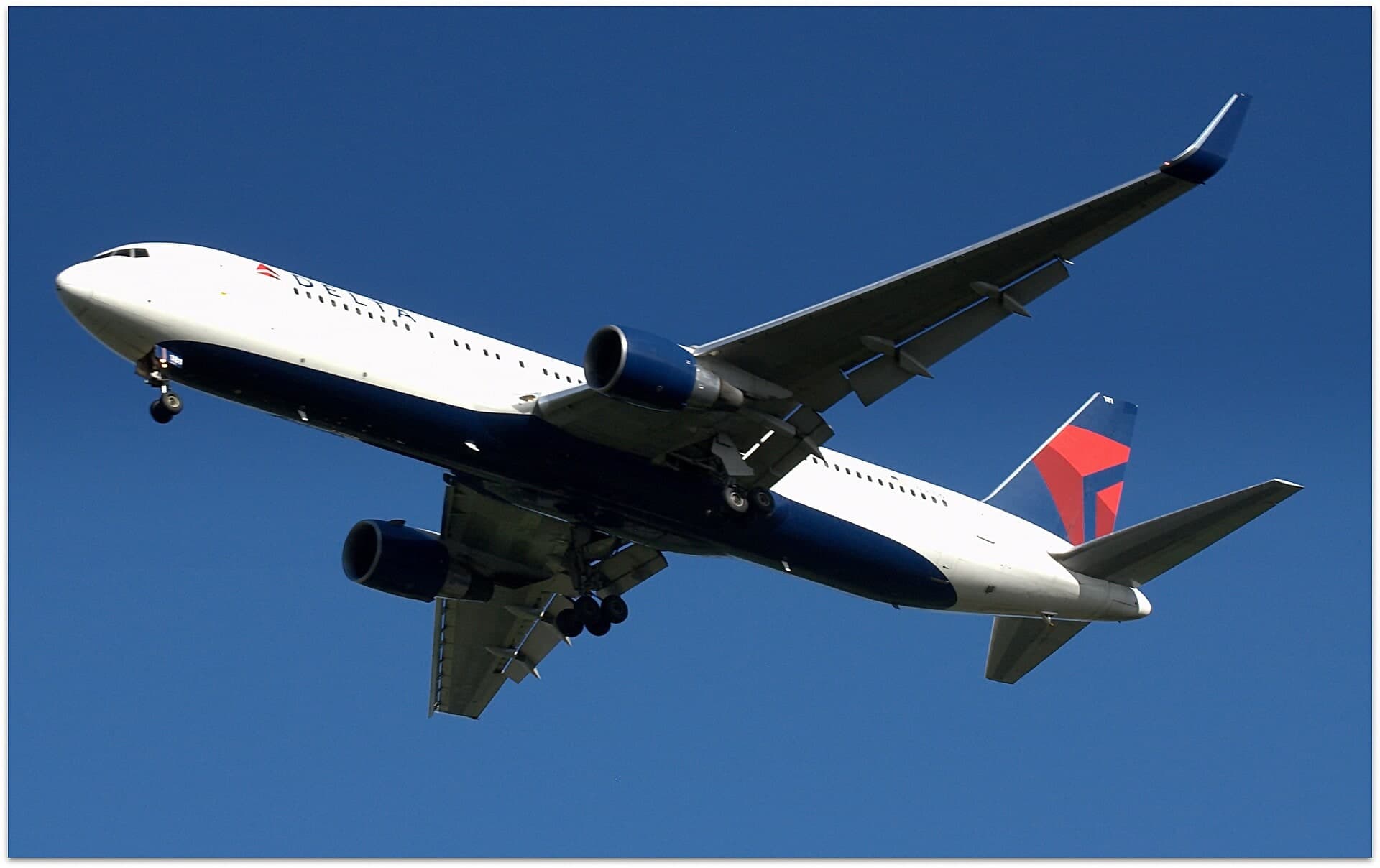 N181DN — Twin-engine aircraft