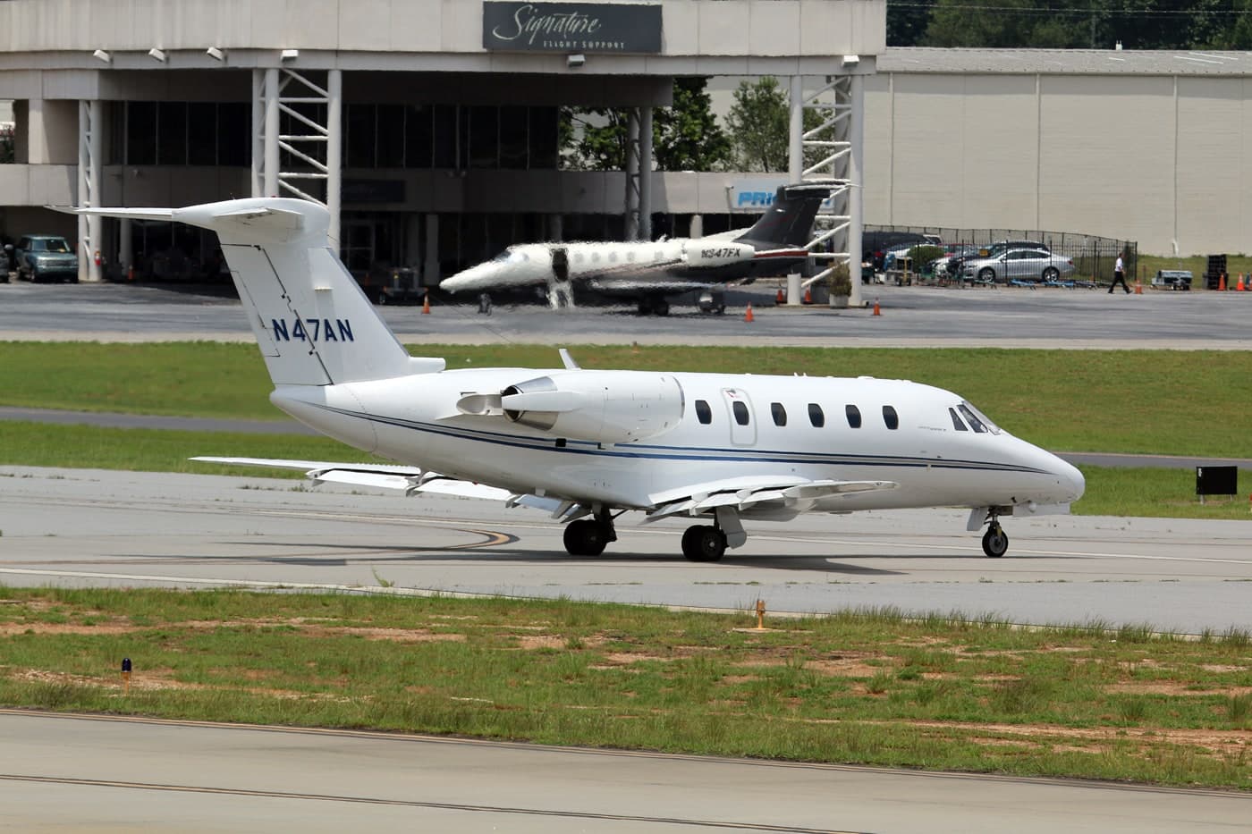 N47AN — Business jet