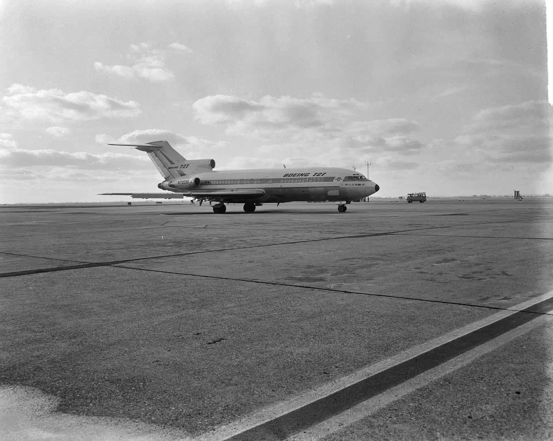 N7003U — Boeing