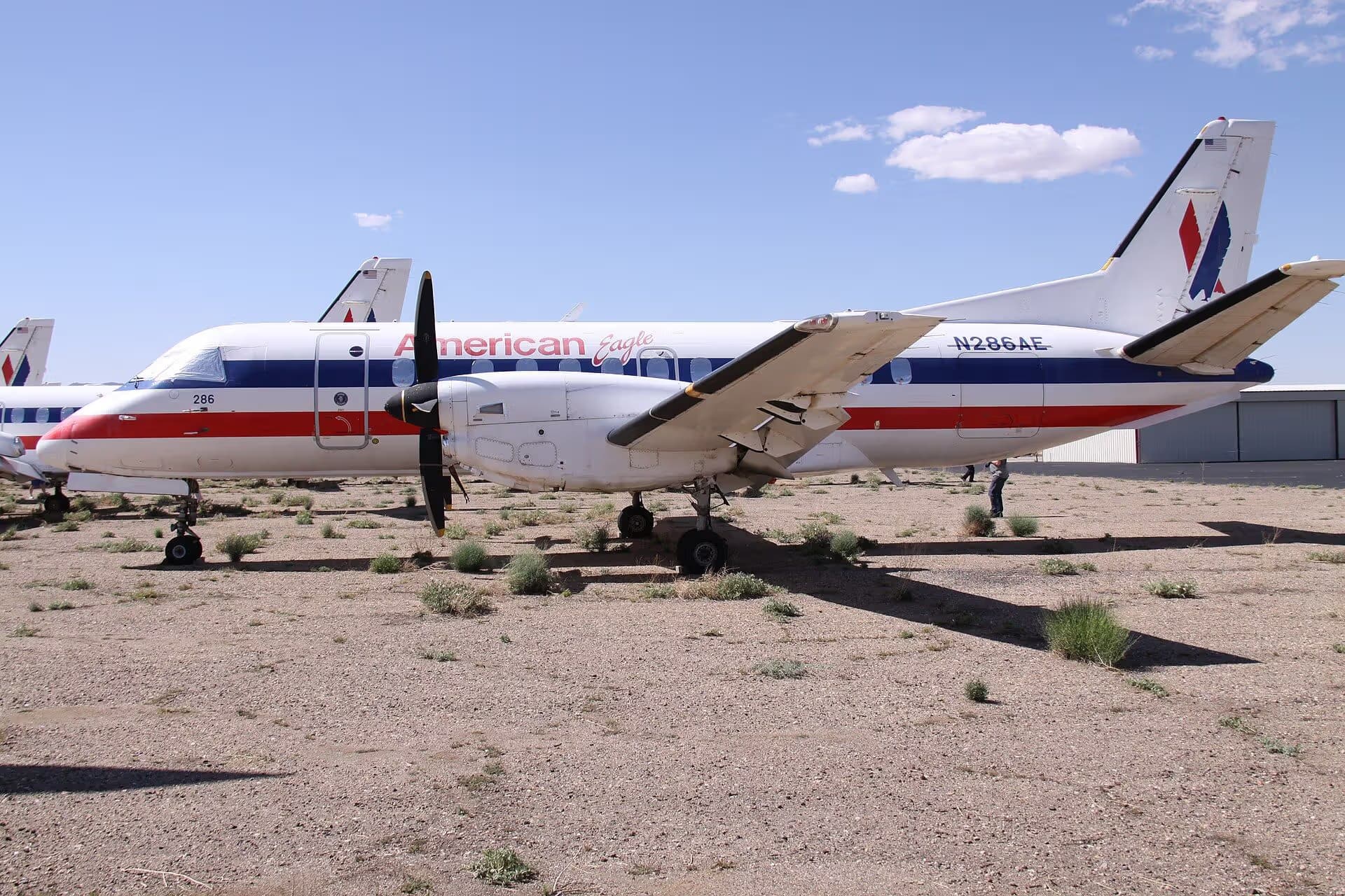 N286AE — Twin-engine aircraft