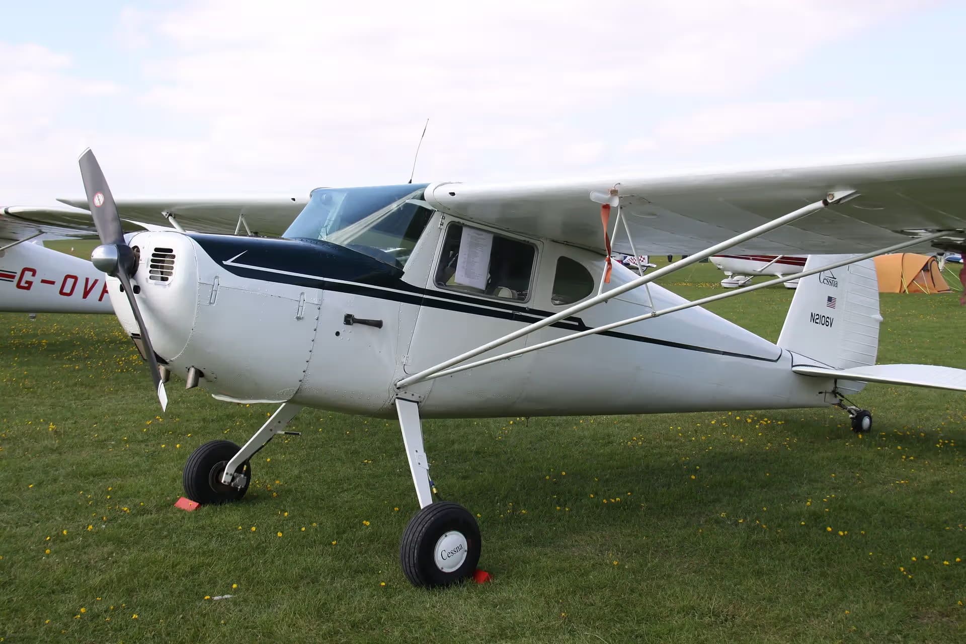 N2106V — Cessna