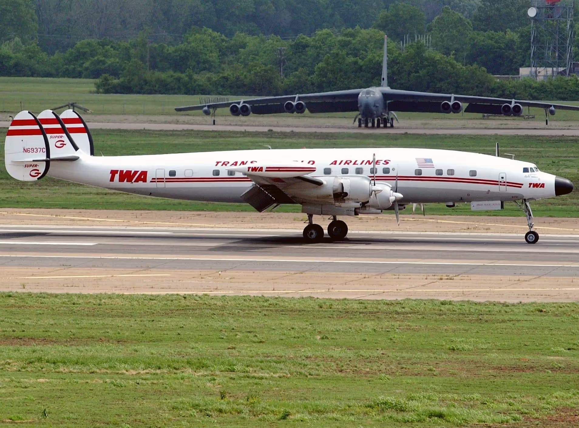 N6937C — Lockheed