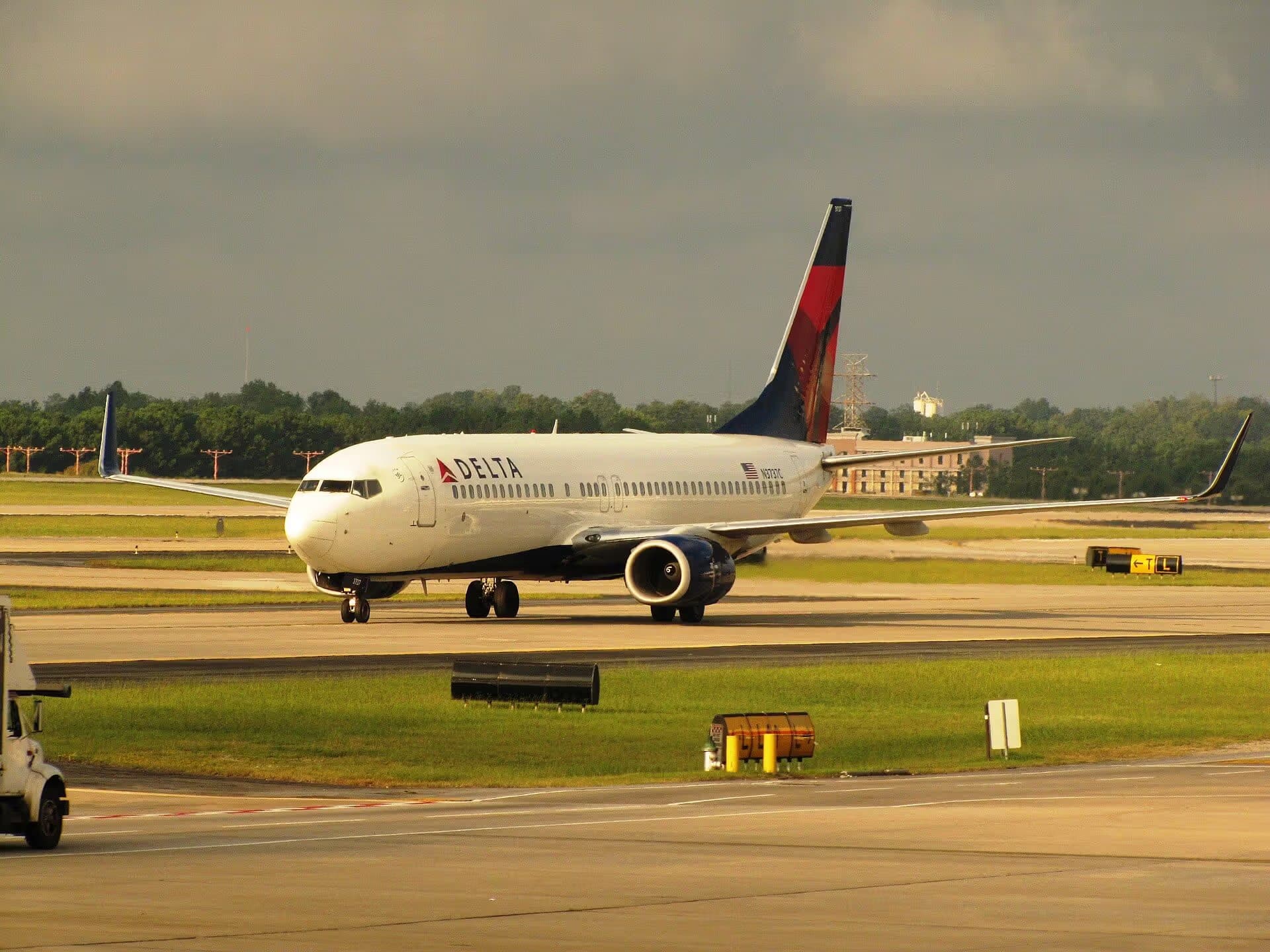 N3737C — Boeing
