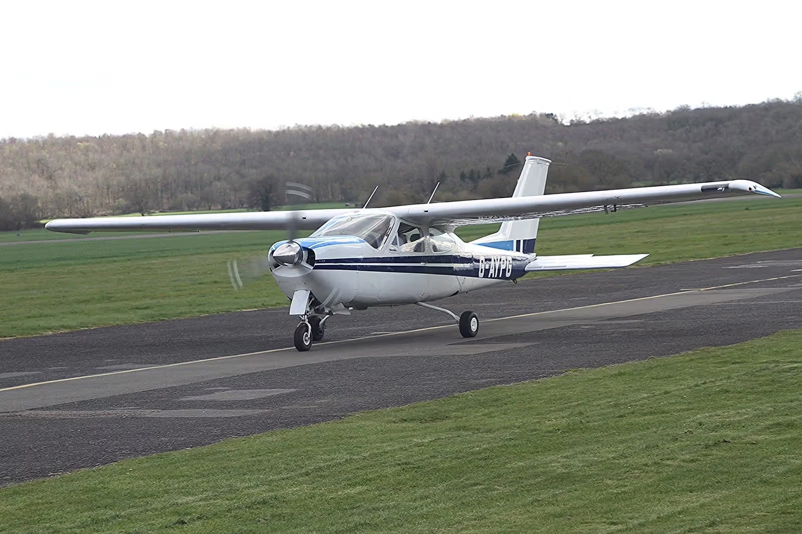 G-AYPG — Cessna