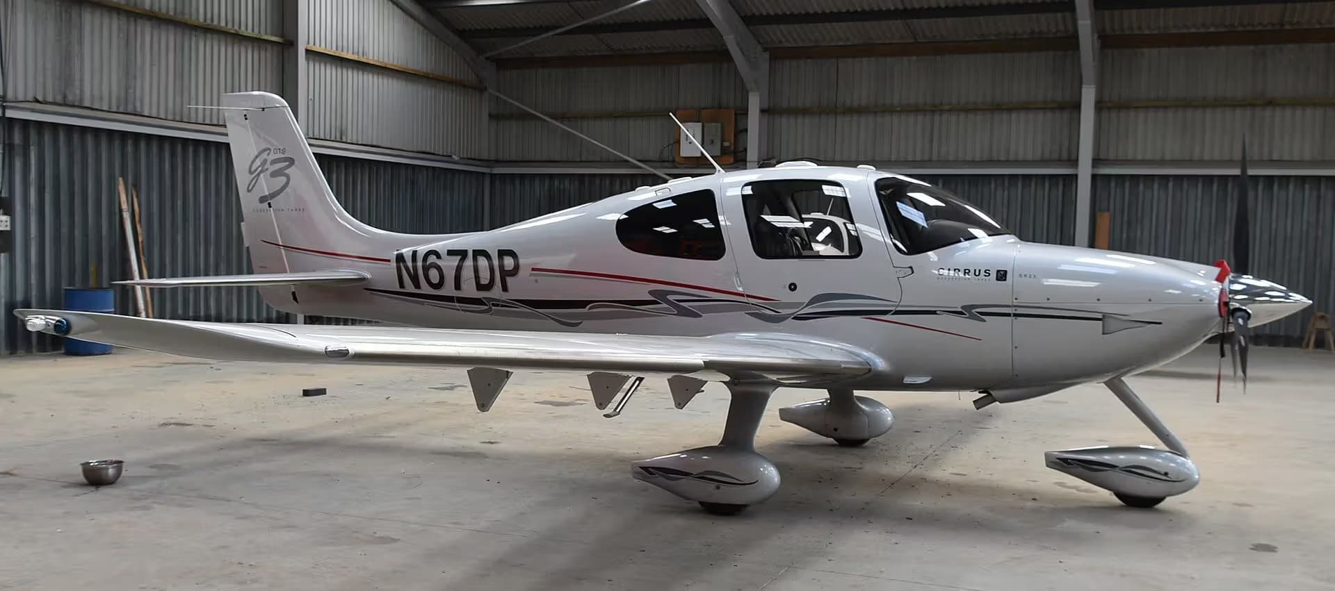 N67DP — Cirrus