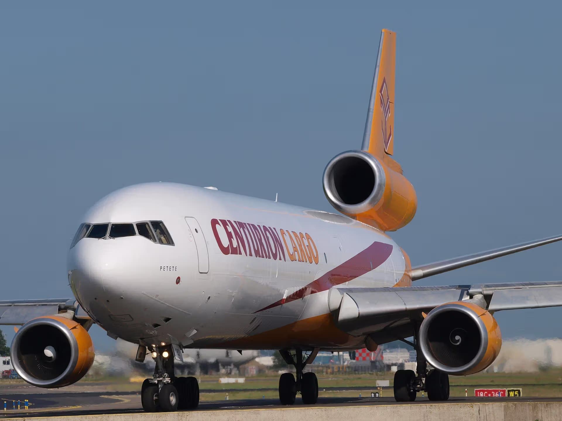 N987AR — Douglas