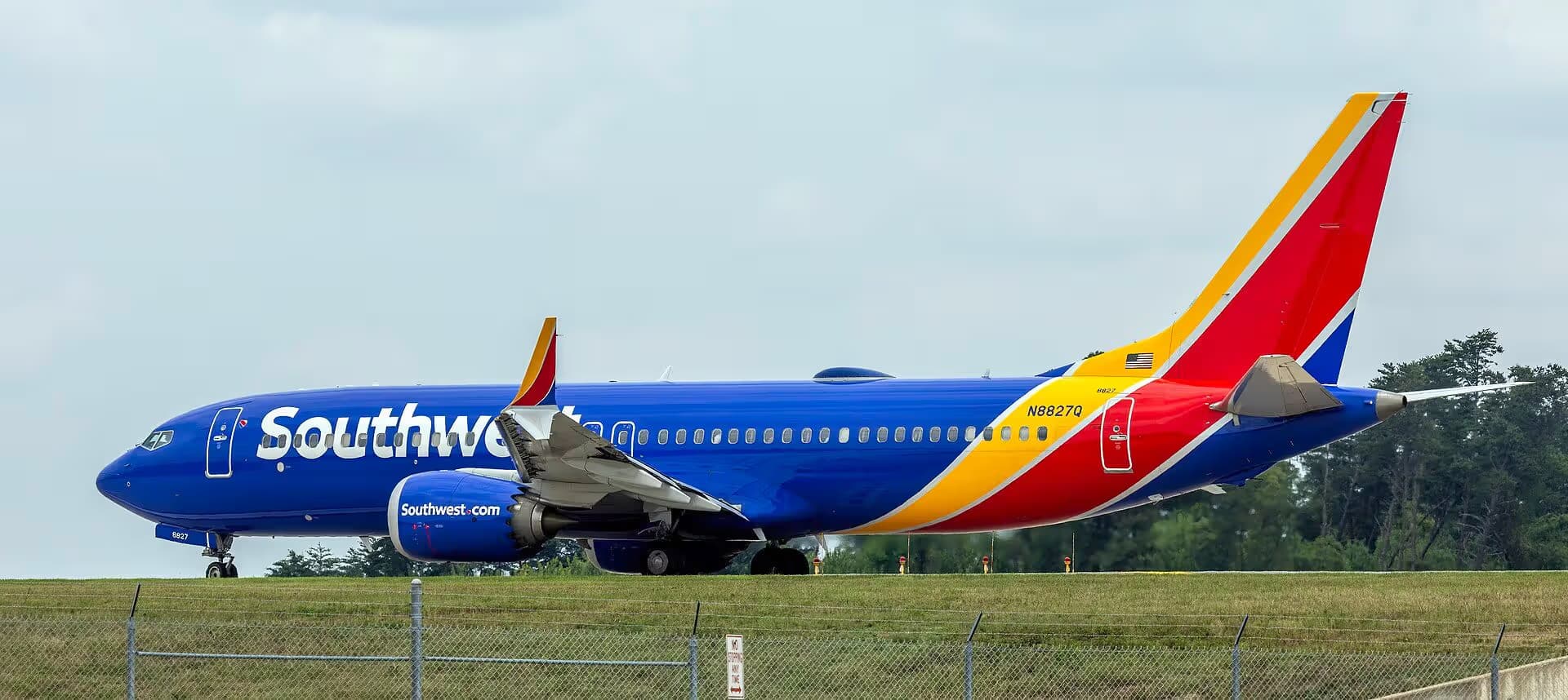 N8827Q — Boeing