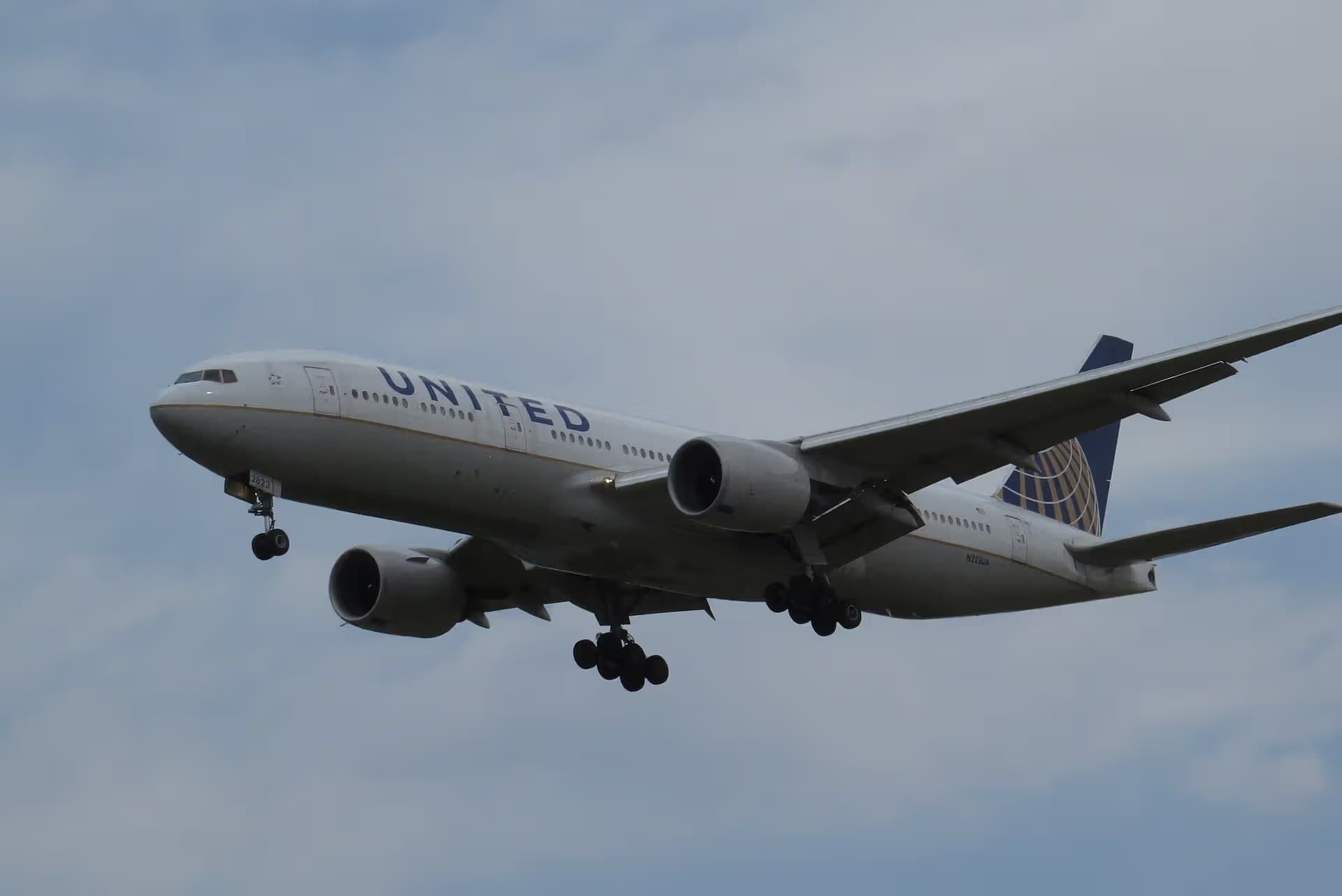N223UA — Boeing