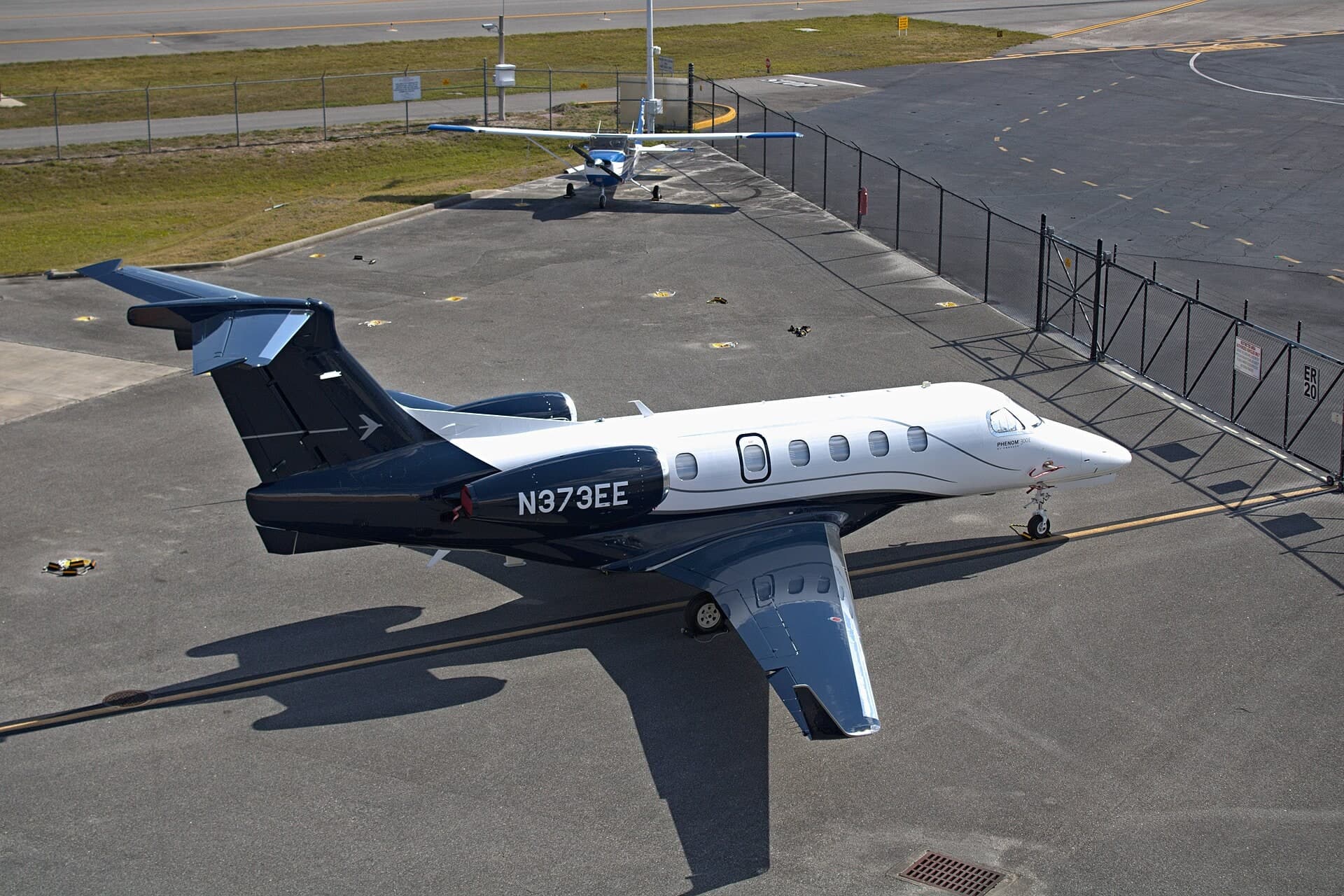 N373EE — Embraer