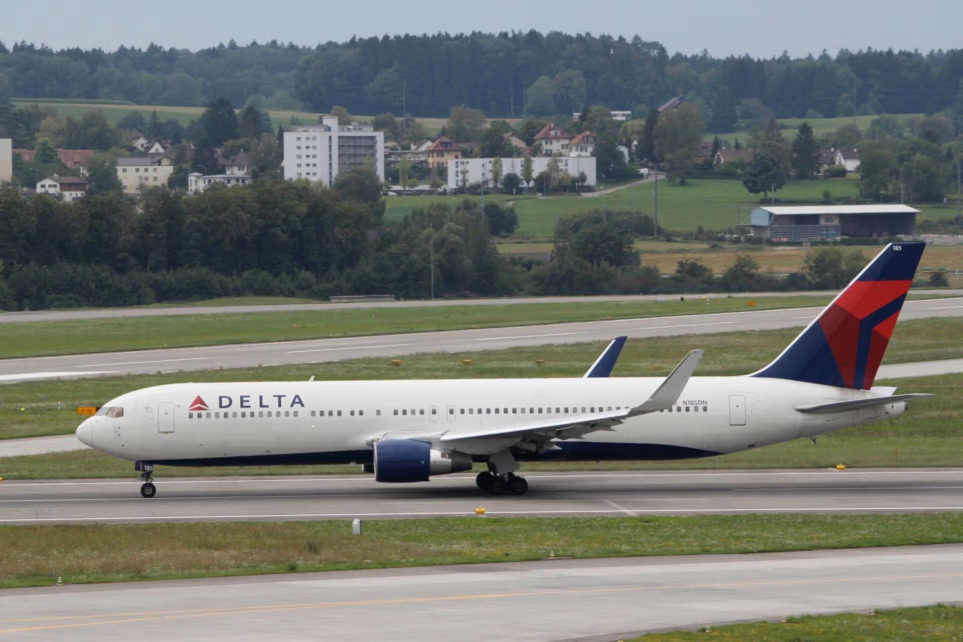 N185DN — Boeing