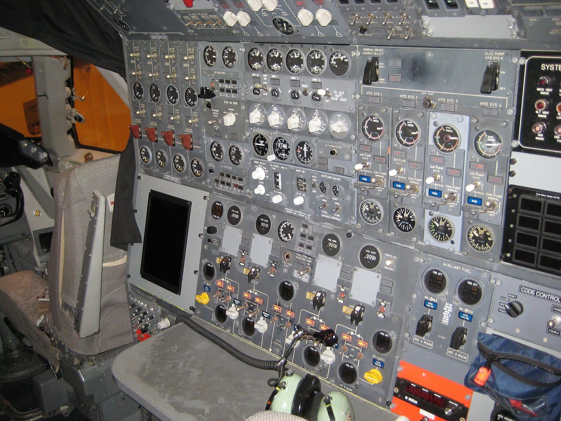 Unidentified — Aircraft