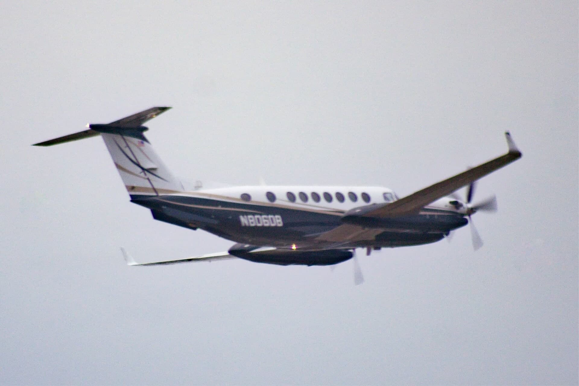N806DB — Beechcraft