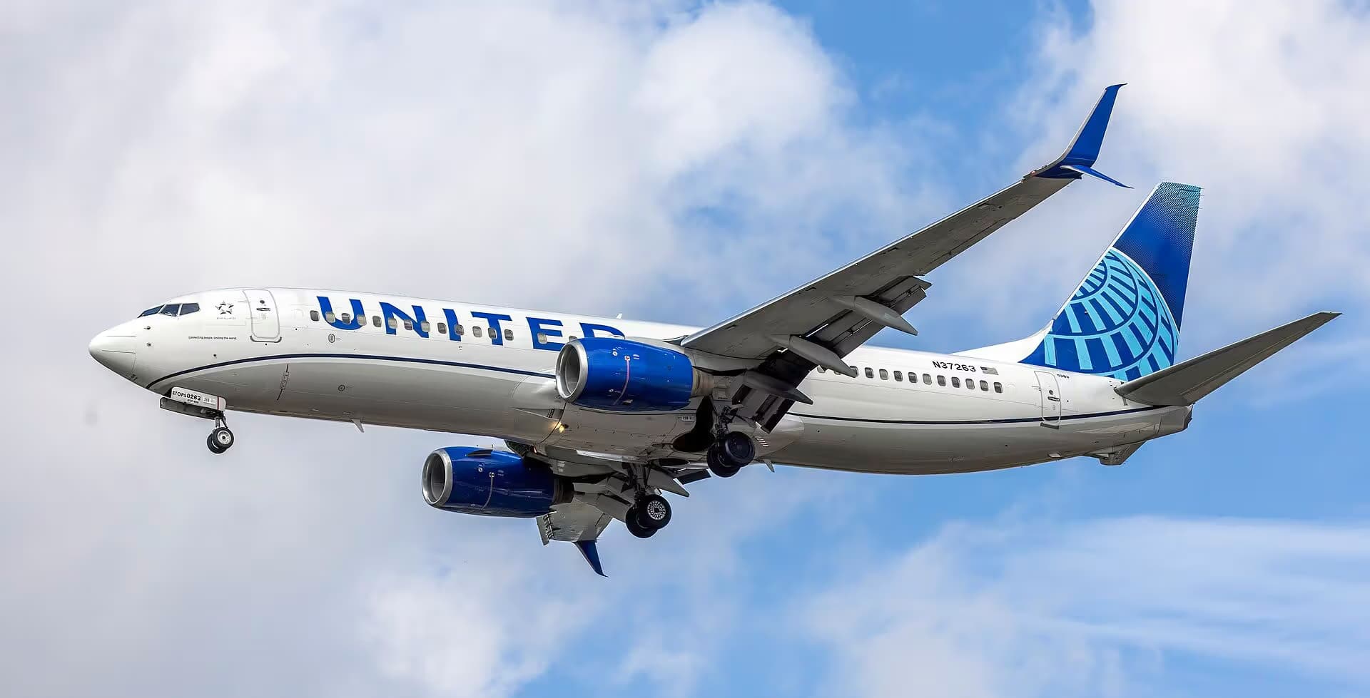 N37263 — Boeing