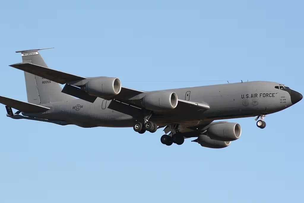 Unidentified — Boeing