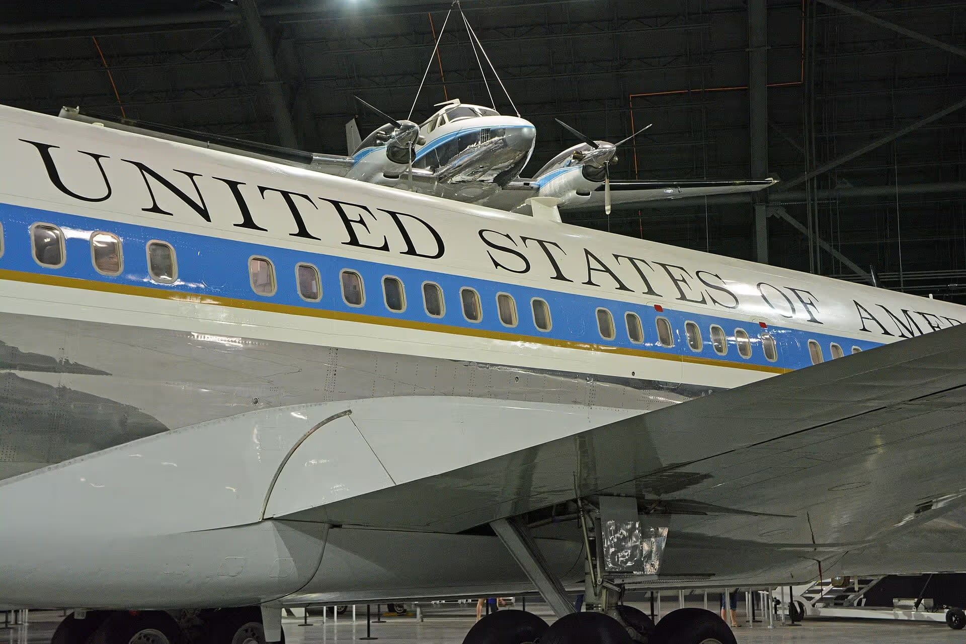 Unidentified — Aircraft