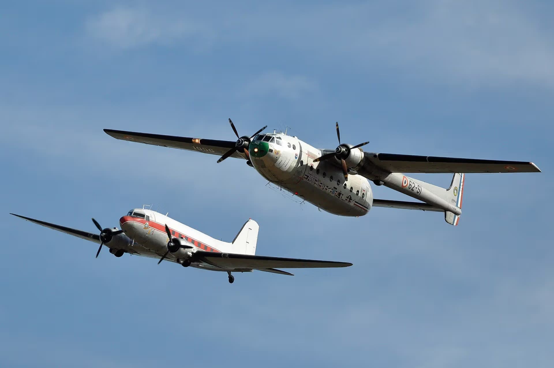 N49AG — Twin-engine aircraft