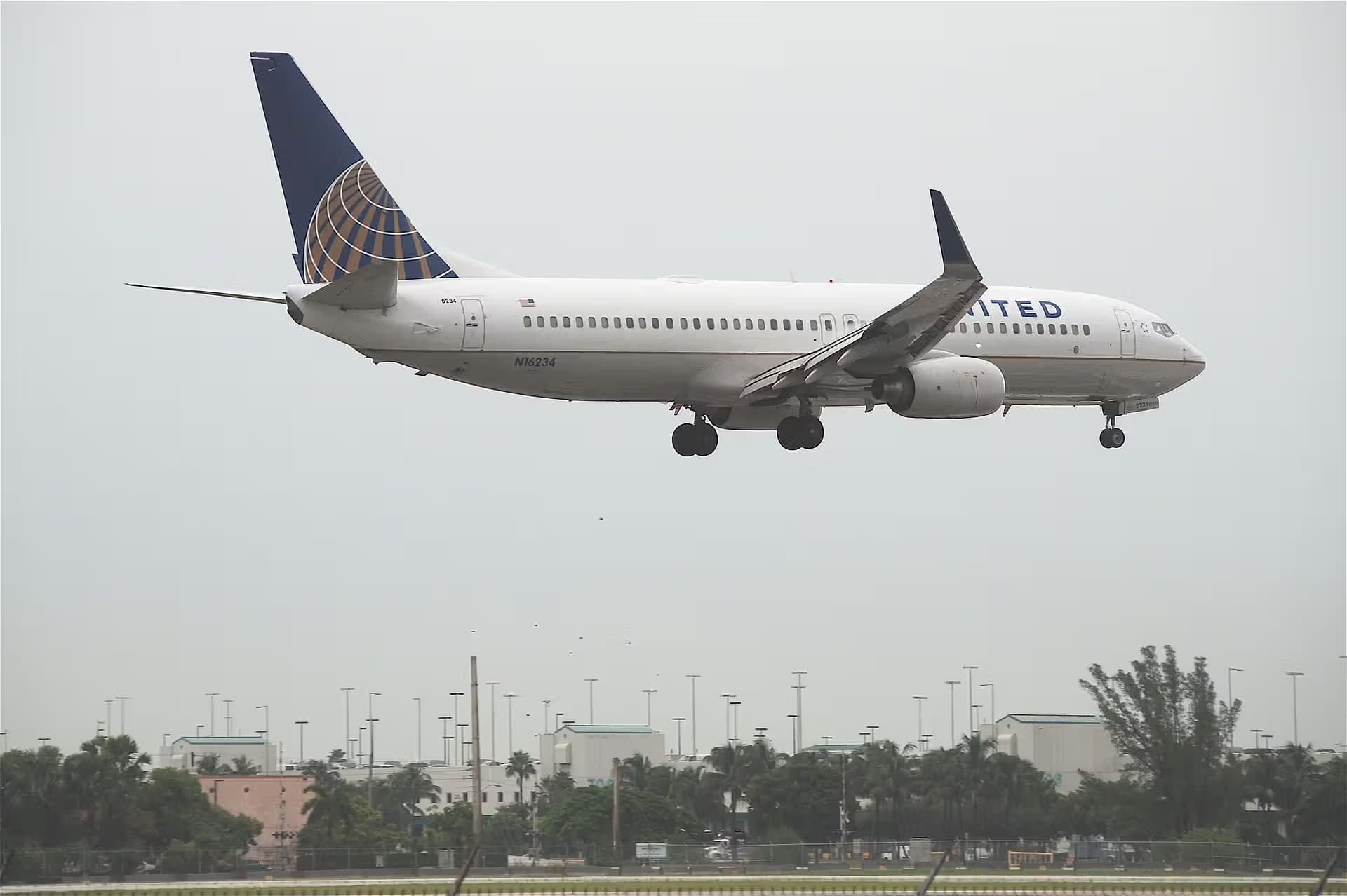 N16234 — Boeing