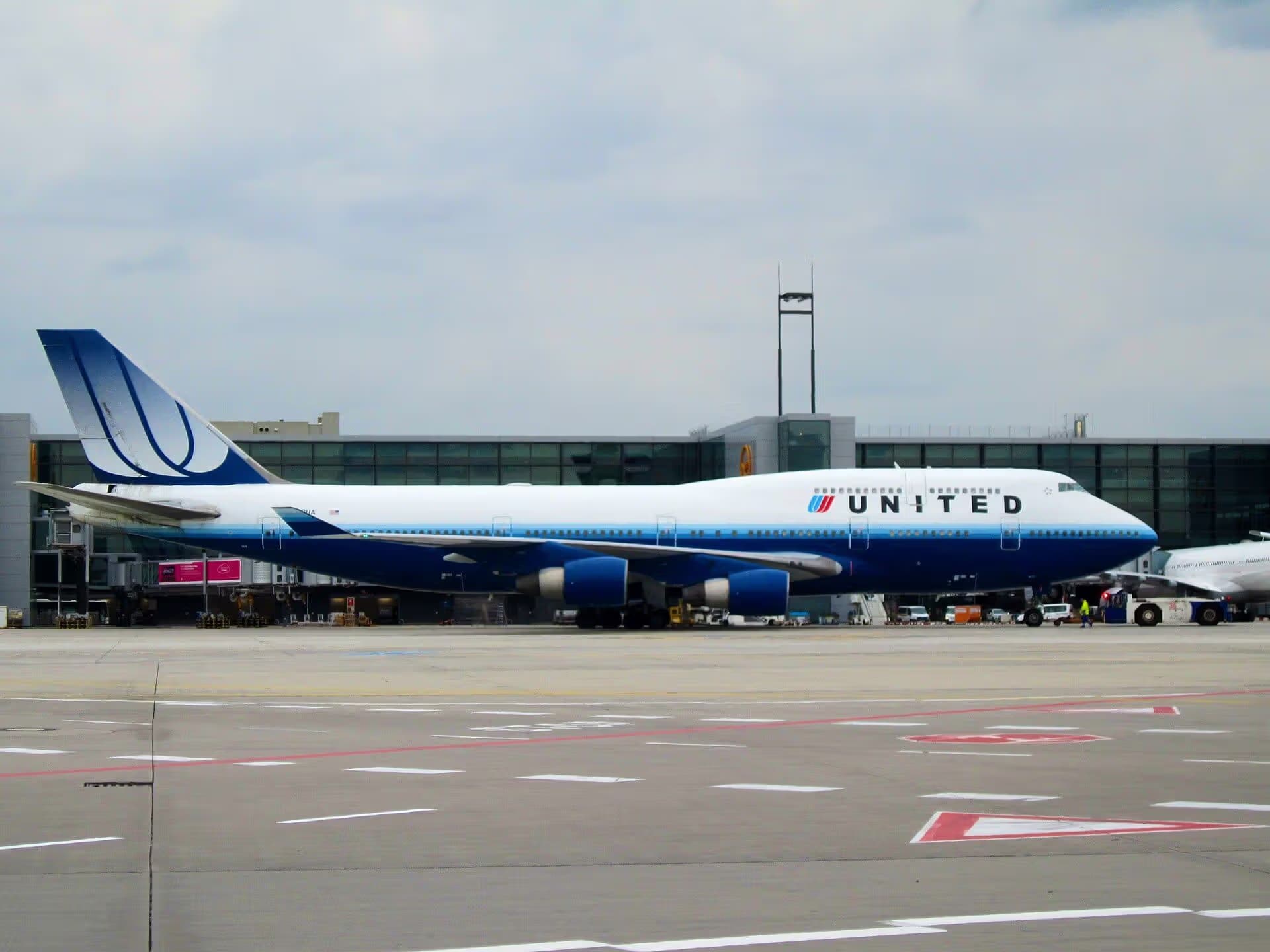 N178UA — Boeing