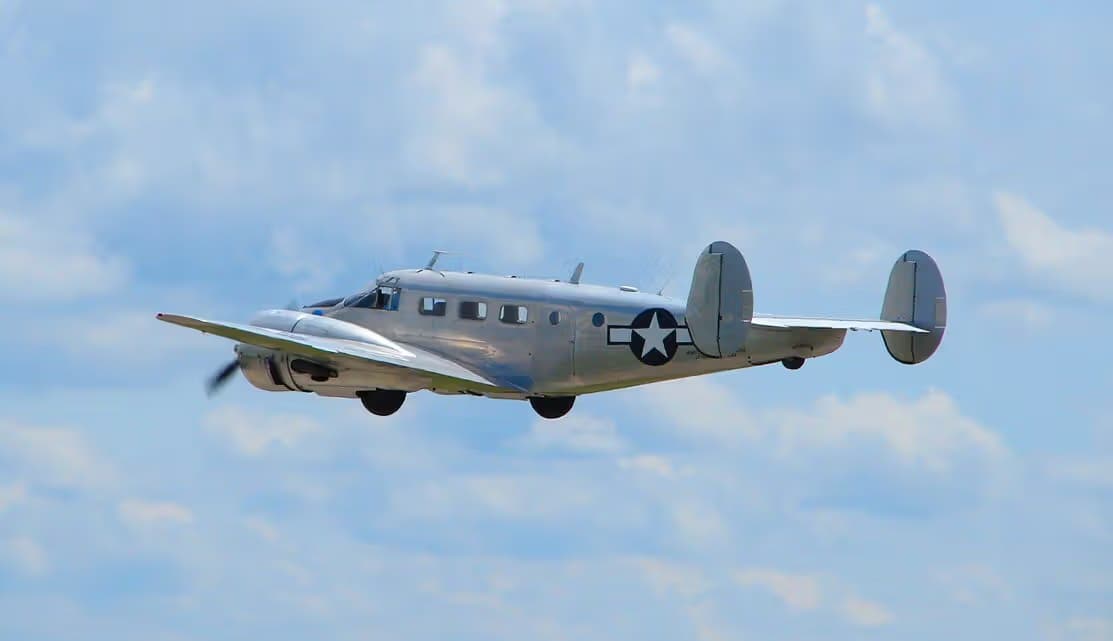 N165ZA — Beech
