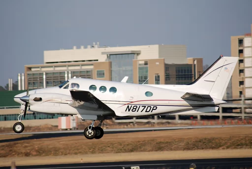 N817DP — Beechcraft