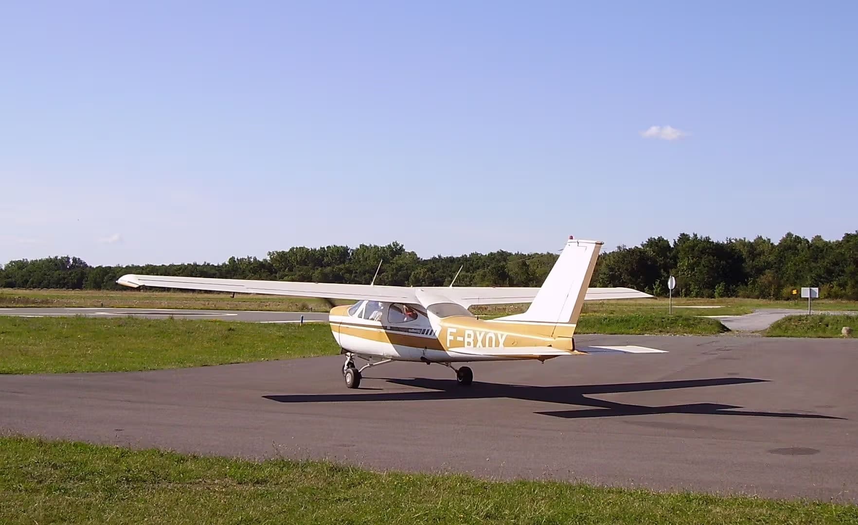 F-BXQX — Cessna