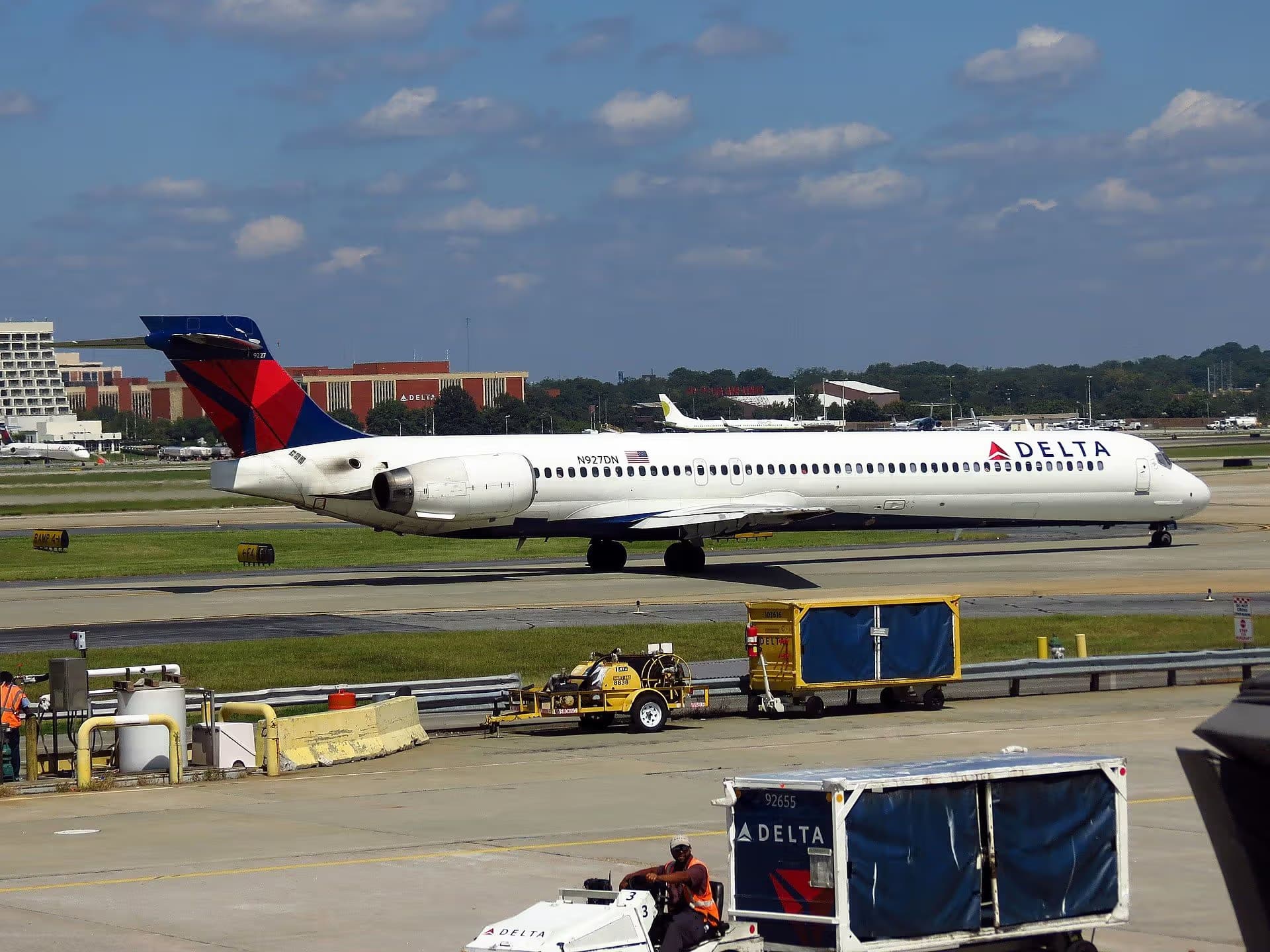 N927DN — Aircraft