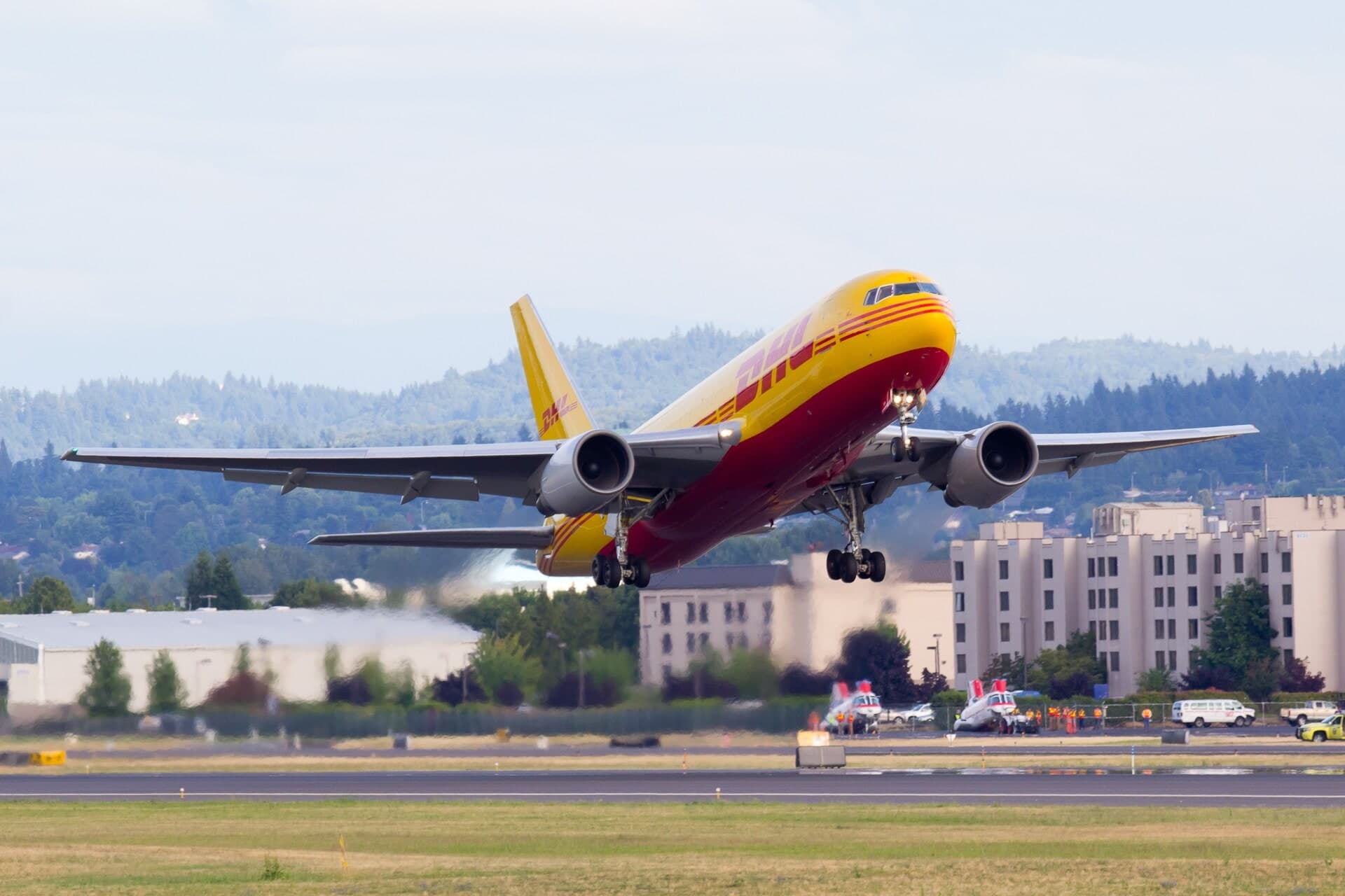 N785AX — Boeing