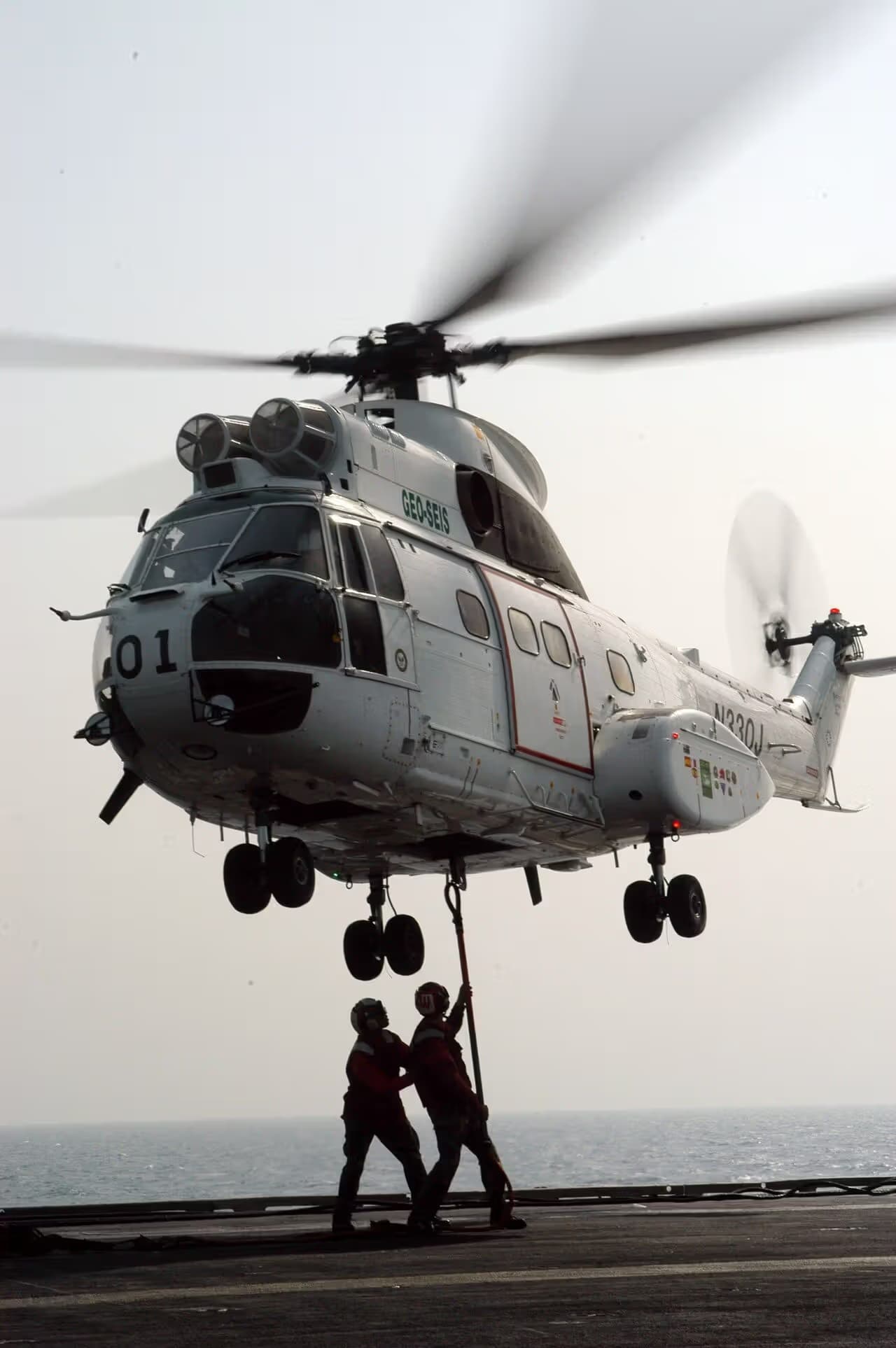 N330J — Helicopter