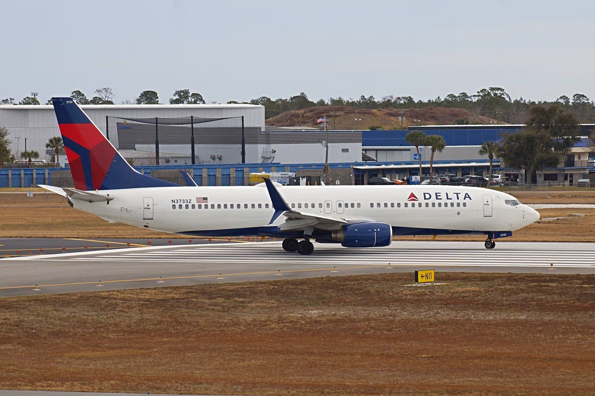 N3733Z — Boeing