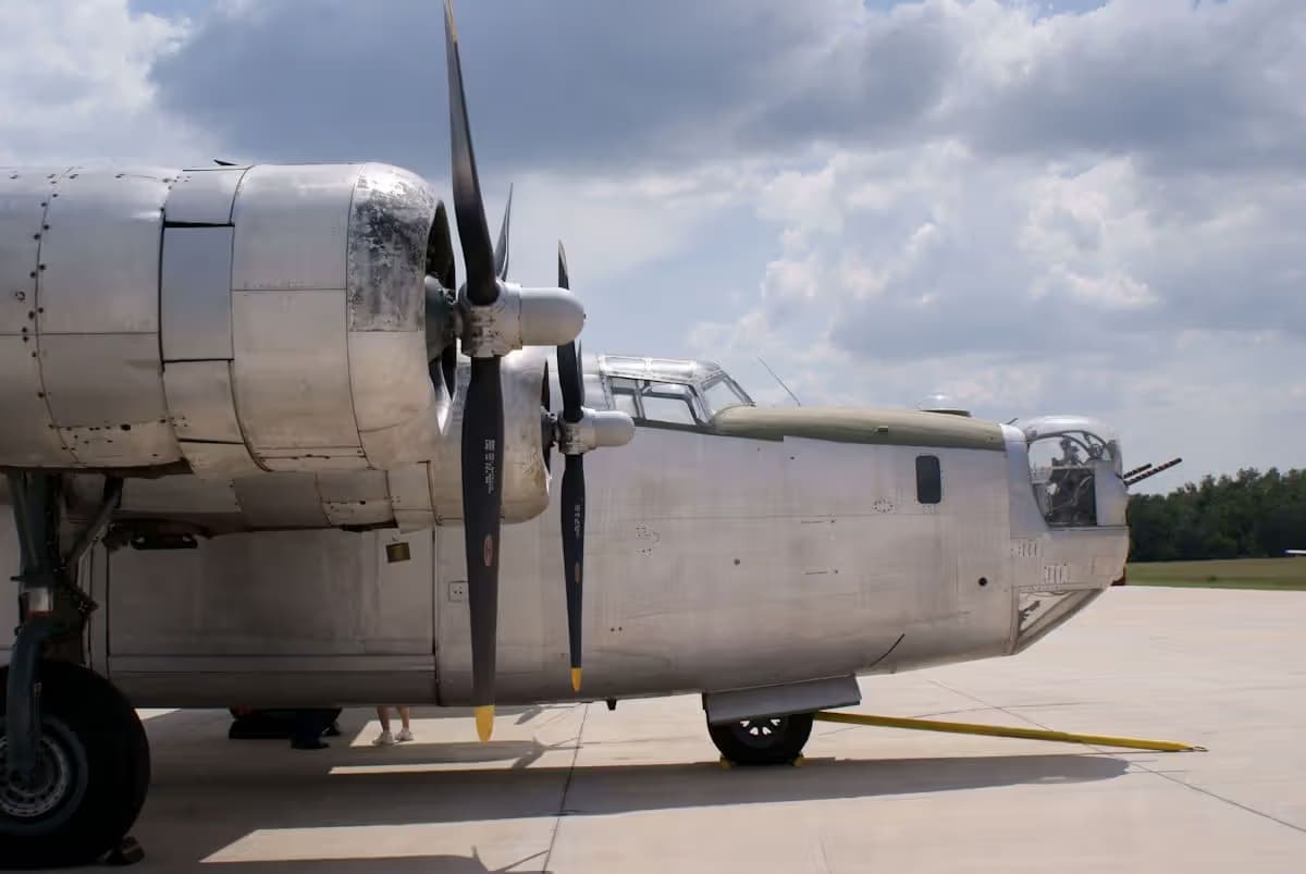 Unidentified — Aircraft