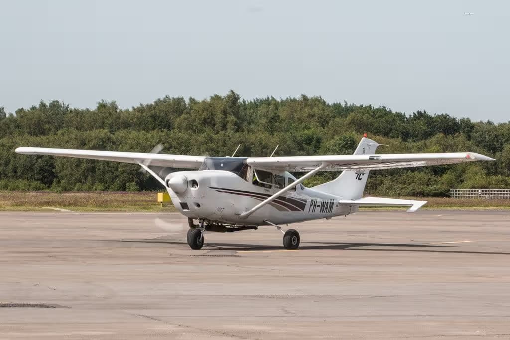 PH-WAM — Cessna