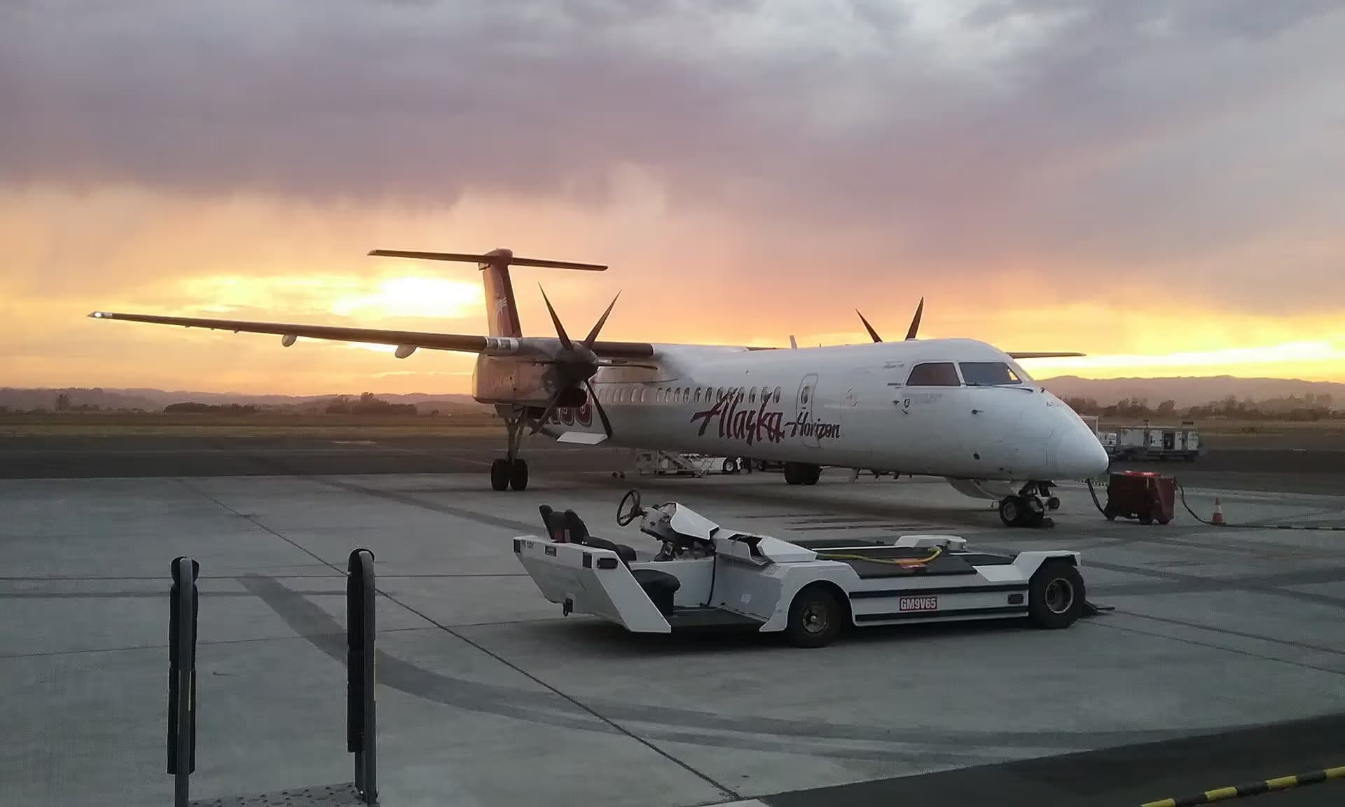 N401QX — Bombardier