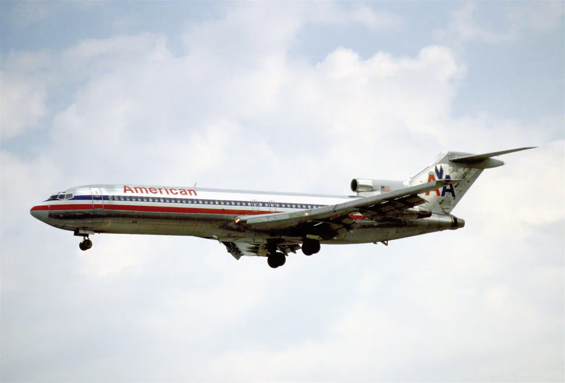 N878AA — Aircraft