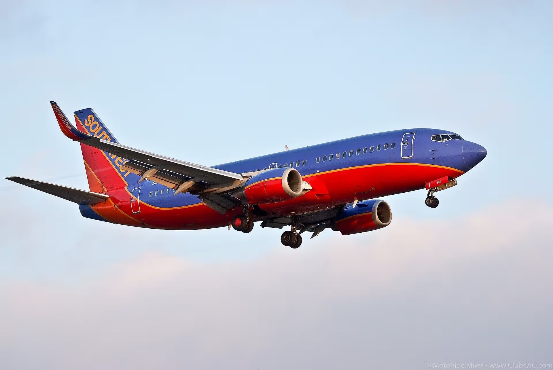 N390SW — Boeing