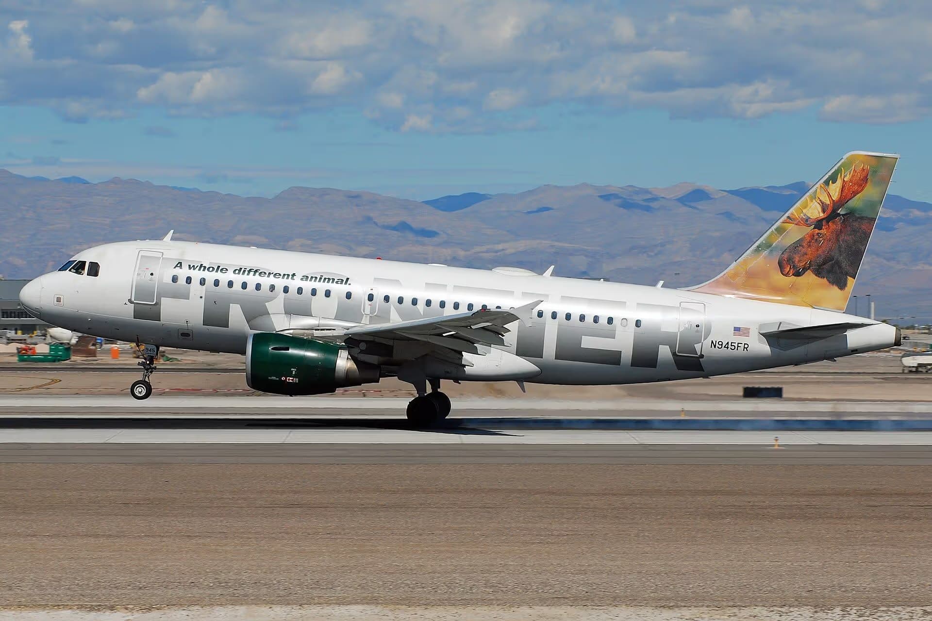 N945FR — Twin-engine aircraft