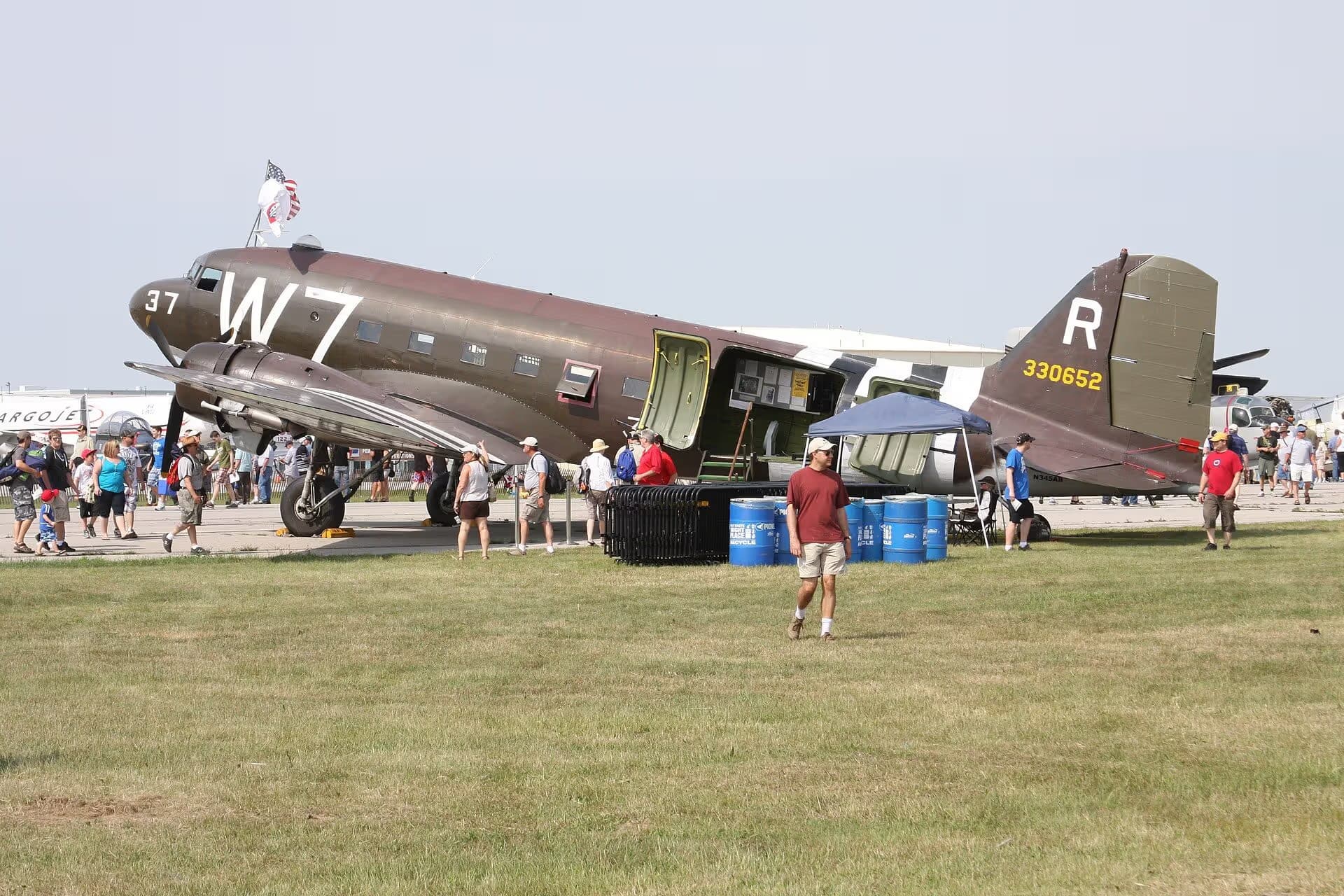N345AB — Douglas