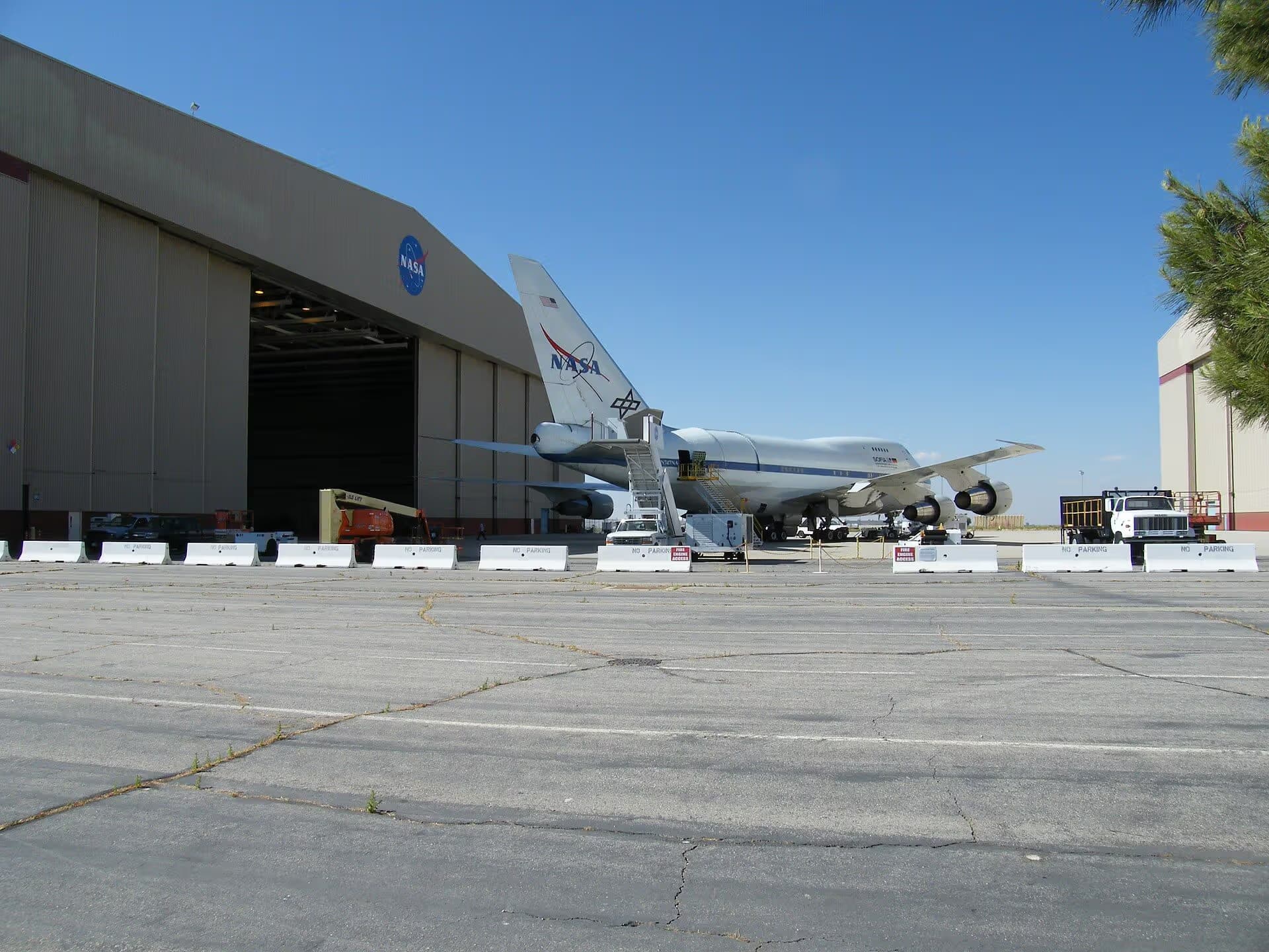 Unidentified — Boeing