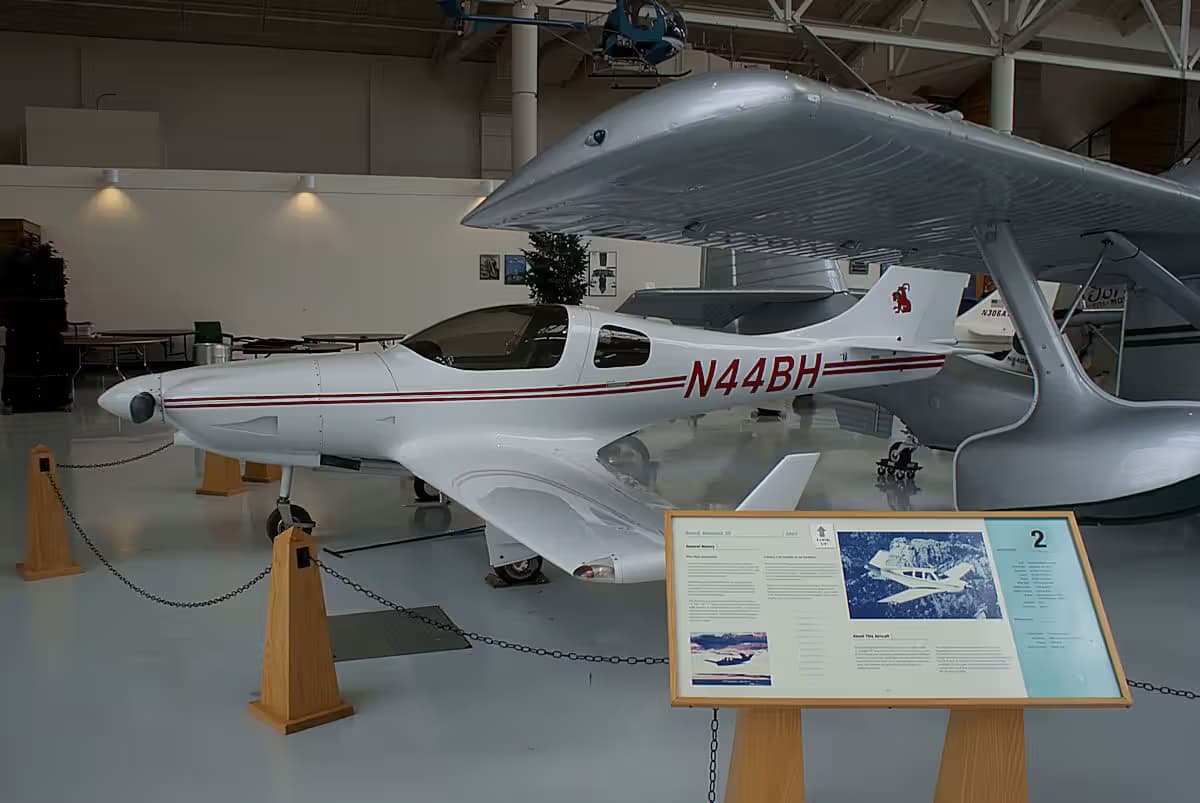 N44BH — Beech