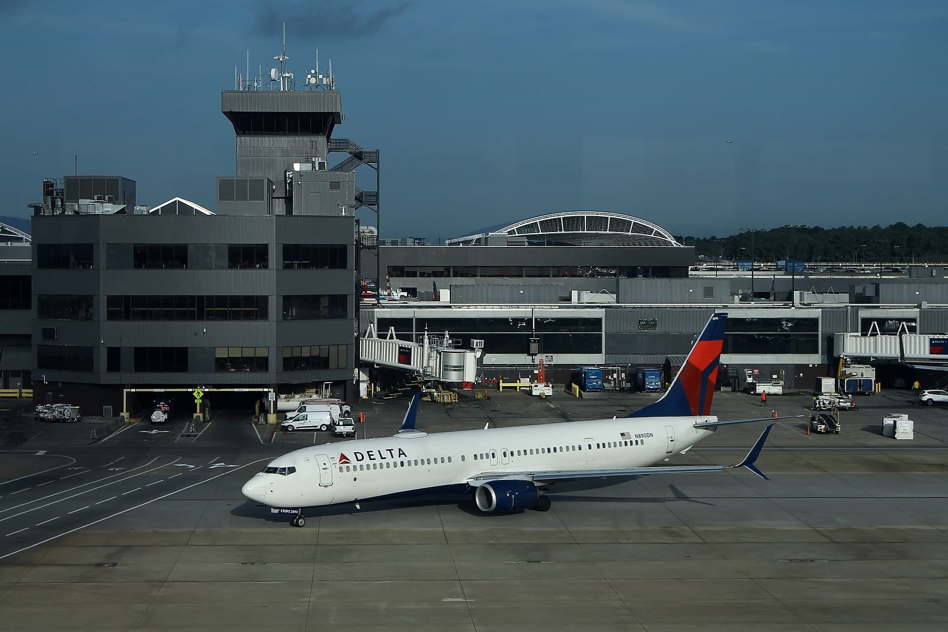 N890DN — Boeing