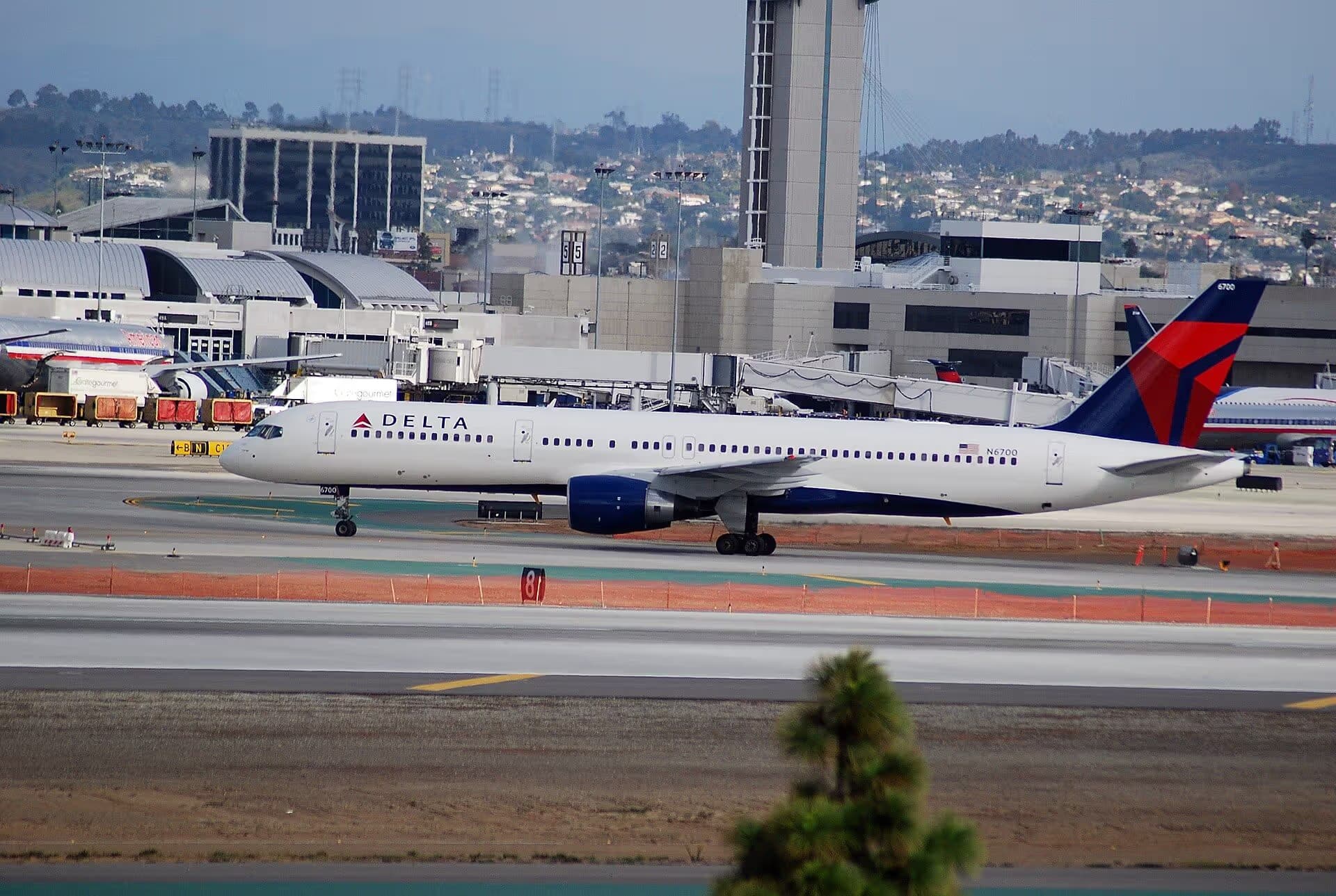 N6700 — Boeing