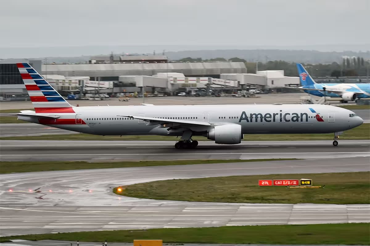 N735AT — Boeing
