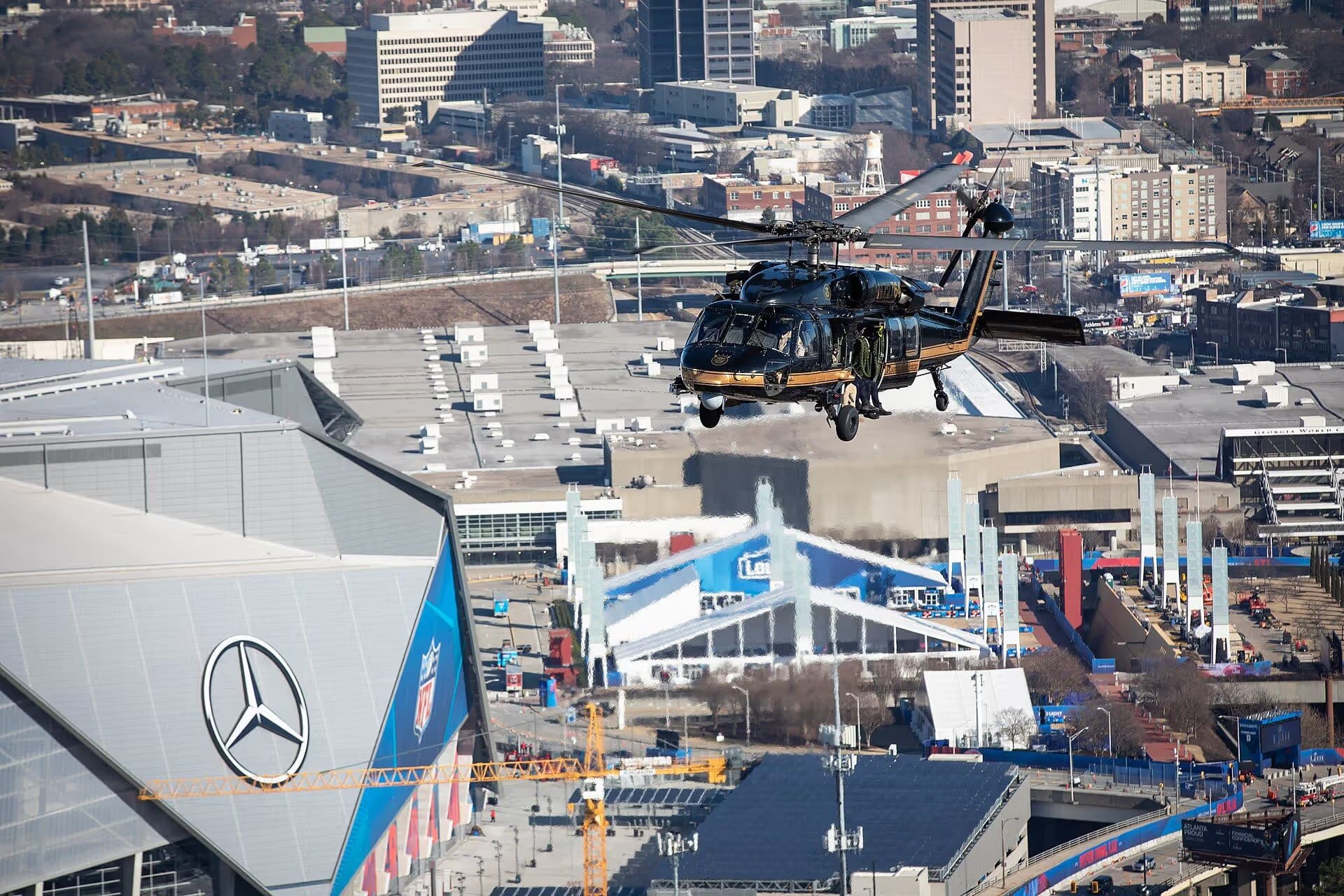 N72764 — Helicopter