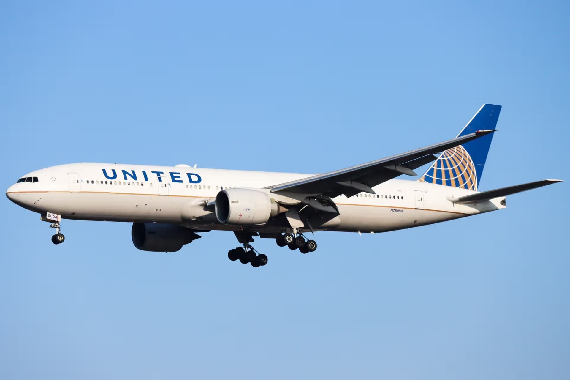 N78004 — Boeing